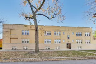 4411 W Wilson Ave, Chicago, IL 60630 - Photo 3