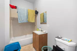 1242 S Tripp Ave, Chicago, IL 60638 - Photo 3