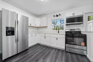 35706 N Benjamin Ave, Ingleside, IL 60041 - Photo 9