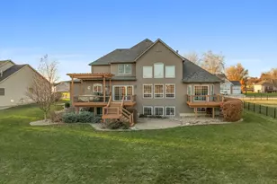 3308 Carrington Ln, Bloomington, IL 61705 - Photo 43