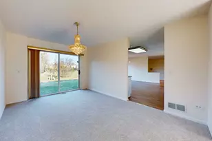 3820 Kiess Dr, Glenview, IL 60025 - Photo 7