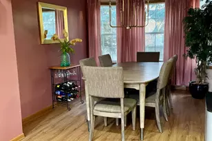 1304 Yorkshire Ln, Carol Stream, IL 60188 - Photo 9