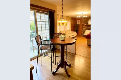 1304 Yorkshire Lane, Carol Stream, IL 60188 - Photo 5