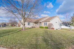 1612 Myra Ln, Bloomington, IL 61704 - Photo 3