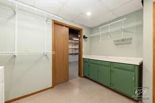 515 Cimarron Dr W, Aurora, IL 60504 - Photo 55