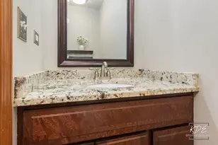 515 Cimarron Dr W, Aurora, IL 60504 - Photo 25