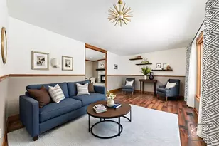 515 Cimarron Dr W, Aurora, IL 60504 - Photo 5