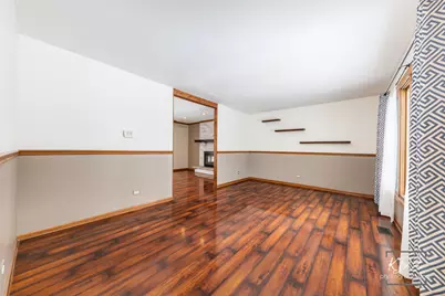 515 Cimarron Drive W, Aurora, IL 60504 - Photo 7