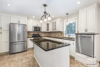 515 Cimarron Drive W, Aurora, IL 60504 - Photo 19