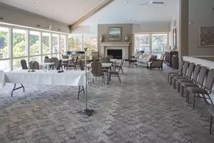 1 Oak Brook Club Dr, Oak Brook, IL 60523 - Photo 43