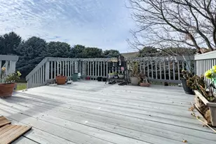 2822 Chesapeake Ln, Bloomington, IL 61704 - Photo 3