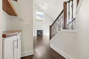 2822 Chesapeake Ln, Bloomington, IL 61704 - Photo 15