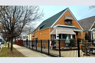 4758 S Campbell Avenue, Chicago, IL 60632 - Photo 1