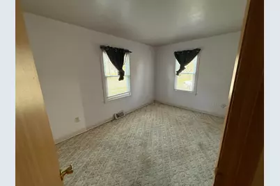 1104 Hemlock Avenue, Dixon, IL 61021 - Photo 13