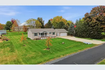 28902 Carriage Drive, Sterling, IL 61081 - Photo 3