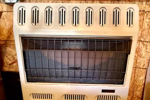 222 N Davis Ave, Amboy, IL 61310 - Photo 19