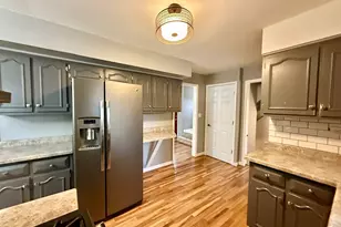 222 N Davis Ave, Amboy, IL 61310 - Photo 13