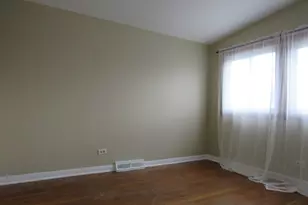 1350 E 87th St, Chicago, IL 60619 - Photo 11