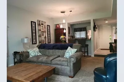 C11 Long Bay Point Drive #1, Galena, IL 61036 - Photo 5