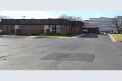 300 N Hammes Avenue #D, Joliet, IL 60435 - Photo 3