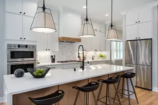 4505 N Bernard St, Chicago, IL 60625 - Photo 9