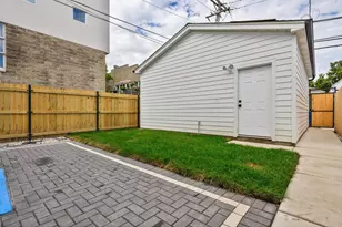 4505 N Bernard St, Chicago, IL 60625 - Photo 33