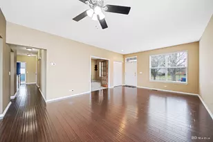 1811 Bluestem Cir, Aurora, IL 60504 - Photo 5