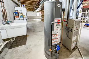 1811 Bluestem Cir, Aurora, IL 60504 - Photo 23