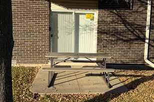 8936 Northshore Dr, Des Plaines, IL 60016 - Photo 3