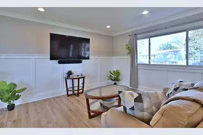 6658 Valley View Road, Hanover Park, IL 60133 - Photo 13