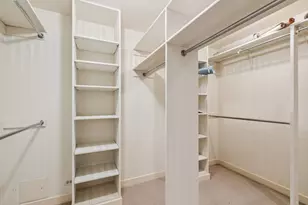 180 E Pearson St, Chicago, IL 60611 - Photo 45