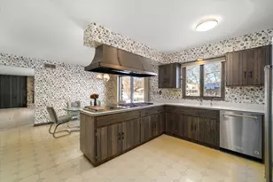 9 Buckingham Dr, Sugar Grove, IL 60554 - Photo 11