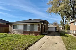1362 Mackinaw Ave, Calumet City, IL 60409 - Photo 1