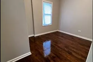 6415 S Eberhart Ave, Chicago, IL 60637 - Photo 3