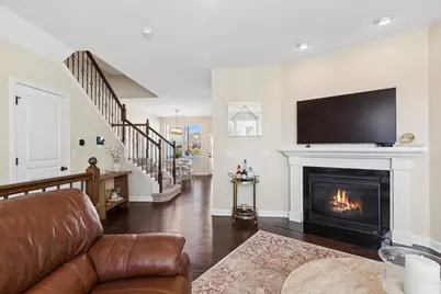 824 E Wing Street, Arlington Heights, IL 60004 - Photo 3