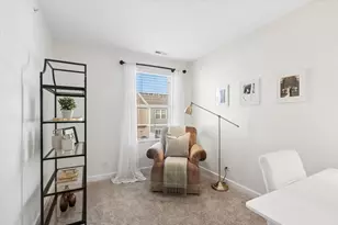 824 E Wing St, Arlington Heights, IL 60004 - Photo 11