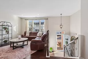 824 E Wing St, Arlington Heights, IL 60004 - Photo 15