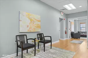 202 W Main St, Saint Charles, IL 60174 - Photo 3