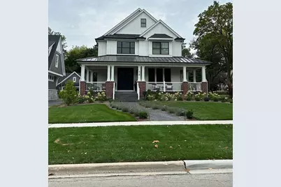 241 Coe Road, Clarendon Hills, IL 60514 - Photo 1