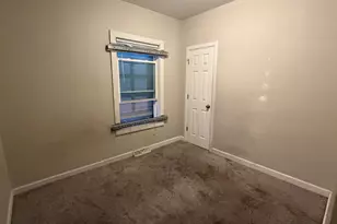 435 E 88th Pl, Chicago, IL 60619 - Photo 11