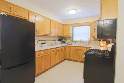 105 N Maple Street, Grant Park, IL 60940 - Photo 3