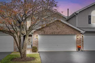 8300 High Point Cir, Darien, IL 60561 - Photo 1