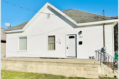 907 S Bloomington Street, Streator, IL 61364 - Photo 1