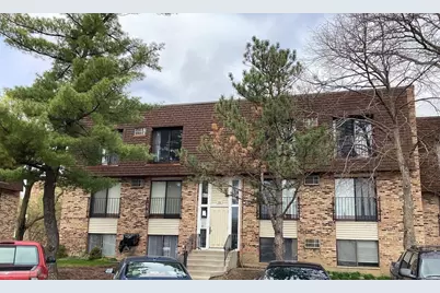 190 S Waters Edge Drive #302, Glendale Heights, IL 60139 - Photo 1