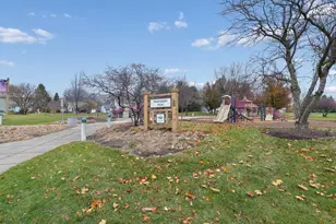 6819 Harvest Ave, Woodridge, IL 60517 - Photo 37