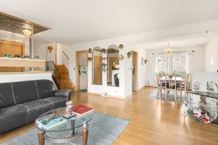 217 Finsbury Ln, La Grange Park, IL 60526 - Photo 5