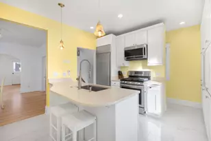 331 Granby Rd, Lake Forest, IL 60045 - Photo 9