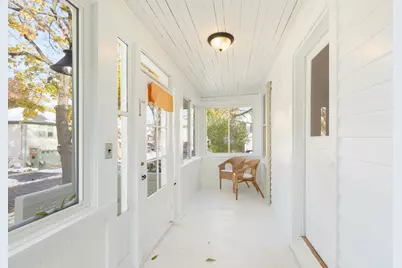 331 Granby Road, Lake Forest, IL 60045 - Photo 3