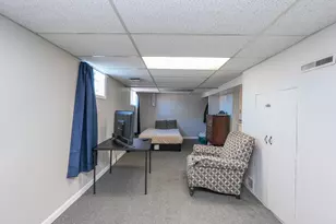 905 W Broadway St, Bradley, IL 60915 - Photo 17