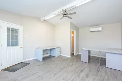 905 W Broadway Street, Bradley, IL 60915 - Photo 5